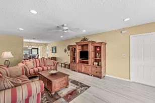 4625 Rosewood Tree Ct, Boynton Beach, FL 33436 - Photo 5