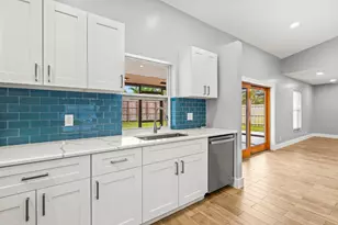 1146 NW 10th St, Boynton Beach, FL 33426 - Photo 9