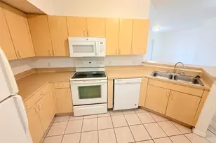 1302 Belmont Ln, North Lauderdale, FL 33068 - Photo 5