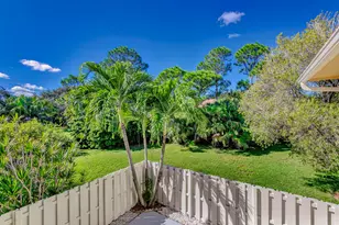 246 Seabreeze Cir, Jupiter, FL 33477 - Photo 15