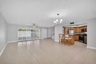 246 Seabreeze Cir, Jupiter, FL 33477 - Photo 23