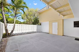 246 Seabreeze Cir, Jupiter, FL 33477 - Photo 13