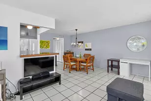 492 W Tilford, Deerfield Beach, FL 33442 - Photo 9