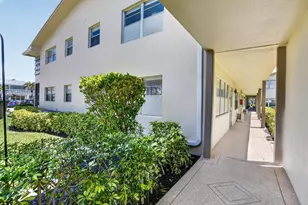 492 W Tilford, Deerfield Beach, FL 33442 - Photo 27