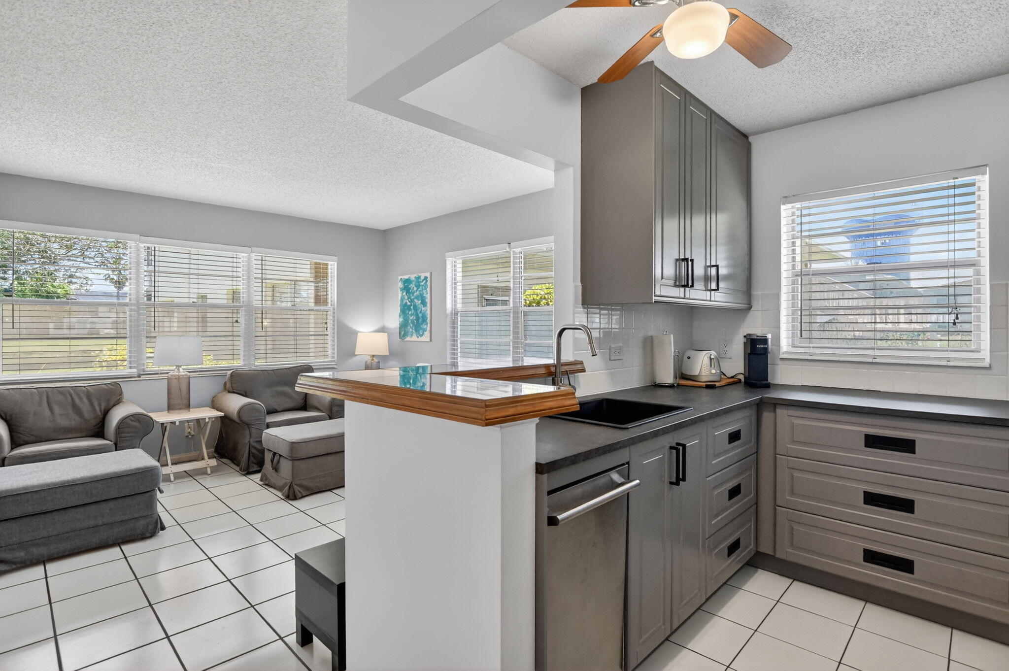 492 W Tilford - 492 W Tilford, Deerfield Beach, FL 33442 Luxury Property | Jose Angel Pina