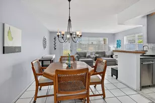 492 W Tilford, Deerfield Beach, FL 33442 - Photo 5