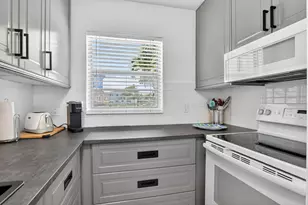 492 W Tilford, Deerfield Beach, FL 33442 - Photo 3