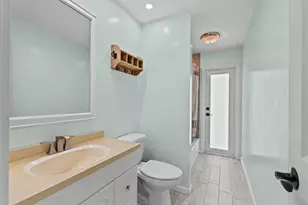 11831 NW 38th Pl, Sunrise, FL 33323 - Photo 31