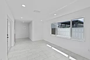 11831 NW 38th Pl, Sunrise, FL 33323 - Photo 21