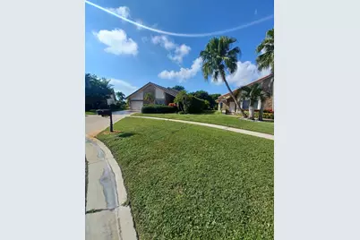 10544 Fenway Place, Boca Raton, FL 33498 - Photo 9