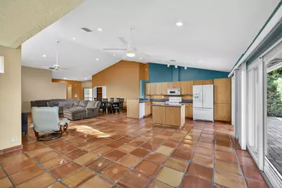 1404 Mahogany Place, Palm Beach Gardens, FL 33418 - Photo 15