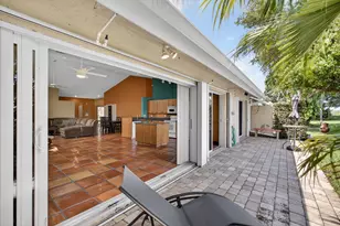 1404 Mahogany Pl, Palm Beach Gardens, FL 33418 - Photo 39