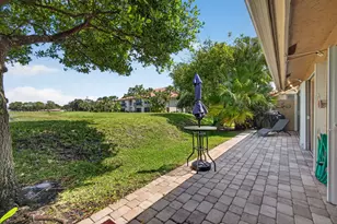 1404 Mahogany Pl, Palm Beach Gardens, FL 33418 - Photo 43