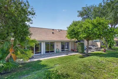 1404 Mahogany Place, Palm Beach Gardens, FL 33418 - Photo 45