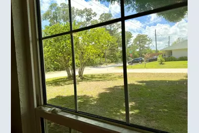 2326 SW 15th St Street SW, Vero Beach, FL 32962 - Photo 19