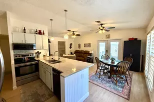 2326 SW 15th St Street SW, Vero Beach, FL 32962 - Photo 9