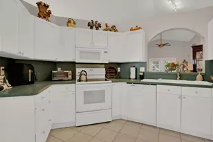 1868 Barnstable Rd, Wellington, FL 33414 - Photo 15