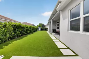 9682 Captiva Cir, Boynton Beach, FL 33437 - Photo 51