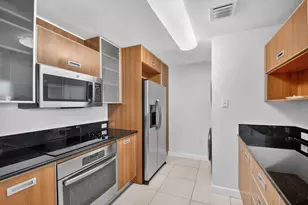 410 Evernia St, West Palm Beach, FL 33401 - Photo 9