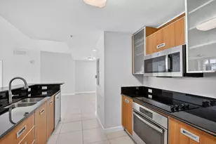 410 Evernia St, West Palm Beach, FL 33401 - Photo 11