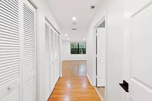 243 City View Dr, Fort Lauderdale, FL 33311 - Photo 19
