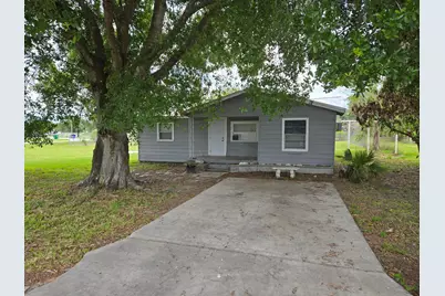 408 NW 10th Avenue, Okeechobee, FL 34974 - Photo 3