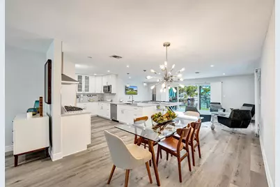 381 SE 3rd Street, Pompano Beach, FL 33060 - Photo 11