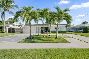 381 SE 3rd St, Pompano Beach, FL 33060 - Photo 3