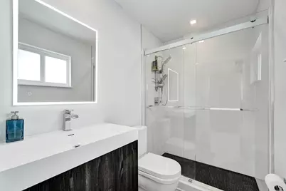 381 SE 3rd Street, Pompano Beach, FL 33060 - Photo 33