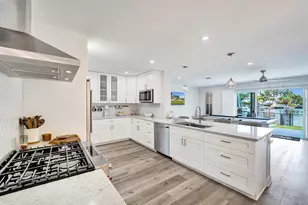 381 SE 3rd St, Pompano Beach, FL 33060 - Photo 9