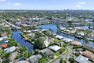 381 SE 3rd St, Pompano Beach, FL 33060 - Photo 5