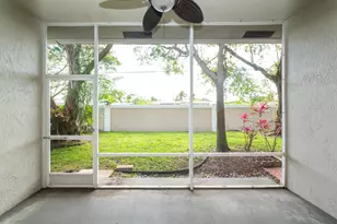 2590 E Aragon Blvd, Sunrise, FL 33313 - Photo 9