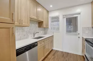 2491 SW 82nd Ave, Davie, FL 33324 - Photo 9
