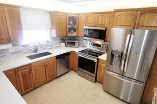 1051 Hillsboro Mile, Hillsboro Beach, FL 33062 - Photo 3