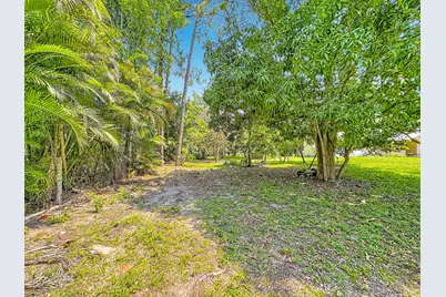 12821 N 86th Rd Road N, The Acreage, FL 33412 - Photo 47