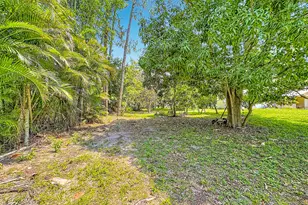 12821 N 86th Rd Road N, The Acreage, FL 33412 - Photo 47