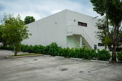 1700 Okeechobee Road, West Palm Beach, FL 33409 - Photo 9