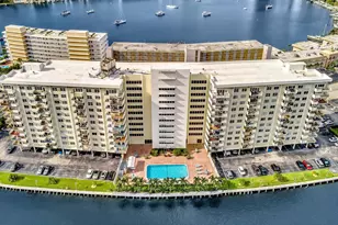 401 Golden Isles Dr, Hallandale Beach, FL 33009 - Photo 77