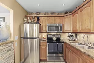 3100 Springdale Blvd, Palm Springs, FL 33461 - Photo 11