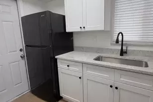 7830 SW 10th Ct, North Lauderdale, FL 33068 - Photo 3
