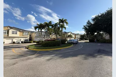 1560 SE Hampshire Way #204, Stuart, FL 34994 - Photo 31