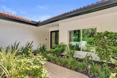 2804 Banyan Boulevard Circle NW, Boca Raton, FL 33431 - Photo 7