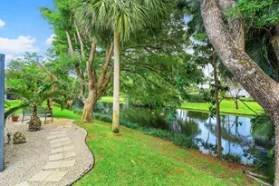 3030 Canterbury Dr, Boca Raton, FL 33434 - Photo 39
