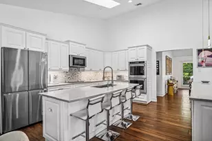 3030 Canterbury Dr, Boca Raton, FL 33434 - Photo 11