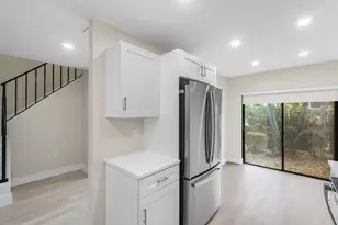16 Stratford Dr E, Boynton Beach, FL 33436 - Photo 11