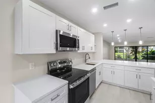 16 Stratford Dr E, Boynton Beach, FL 33436 - Photo 15