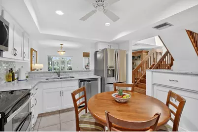 6062 Glendale Drive, Boca Raton, FL 33433 - Photo 5