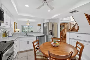 6062 Glendale Dr, Boca Raton, FL 33433 - Photo 5