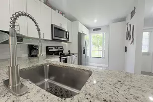 850 Hill Dr, West Palm Beach, FL 33415 - Photo 33