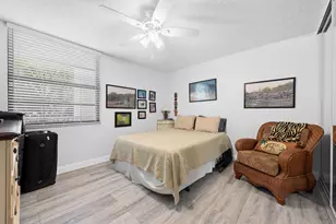 1709 Whitehall Dr, Davie, FL 33324 - Photo 13